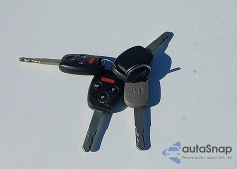 2010 Honda Accord 2.4 Ex-L from USA, damaged, VIN 1HGCP2F80AA005326